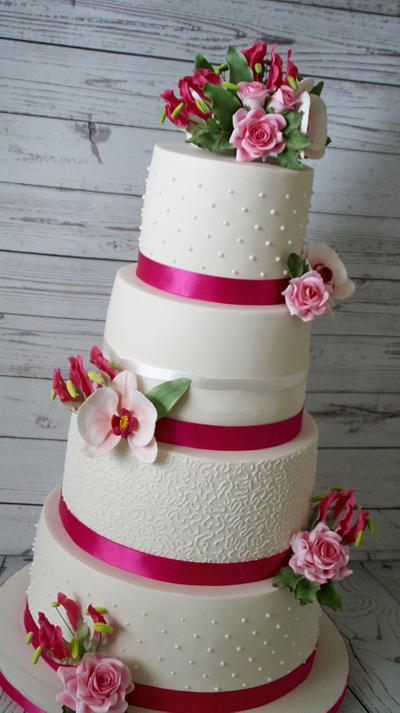 Wedding Cake  - Cake by Cake Garden 