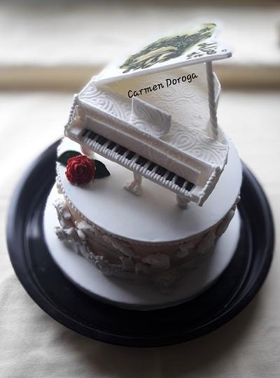 White piano vintage  - Cake by Carmen Doroga