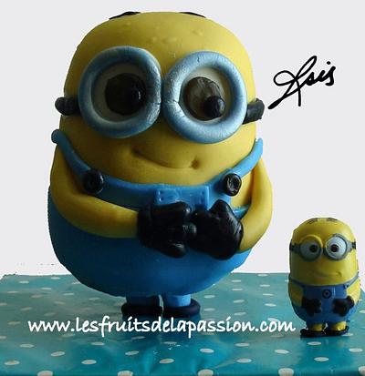 Standing Minion Cake - Cake by Isis Patiss'Cake