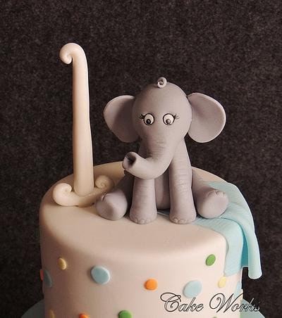 Baby Elephant 1st Birthday - Cake by Alisa Seidling