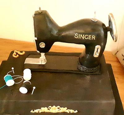 Singer sewing machine cake - Cake by Katty