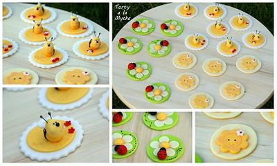 cupcake toppers for kids baking day - Cake by Myska