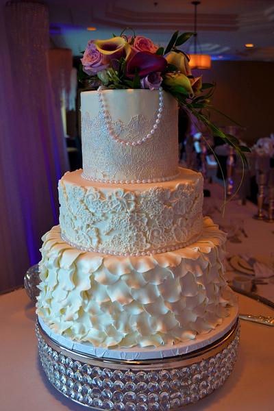 lace pearls and vintage wedding cake  - Cake by Piece O'Cake 