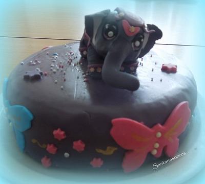 elephant cake inspired by ChokoLate elephant  - Cake by santanasoares