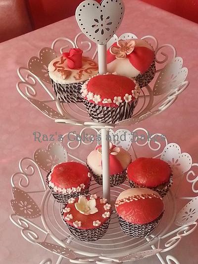 Valentines cupcakes - Cake by RazsCakes