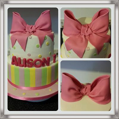 Bows and Stripes - Cake by cupcakesbylouisa1