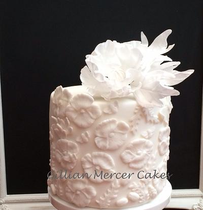 Poppy bas relief cake - Cake by Gillian mercer cakes 