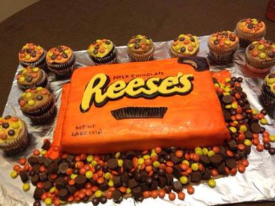  Reesie's Pieces - Cake by Michelle Knoop