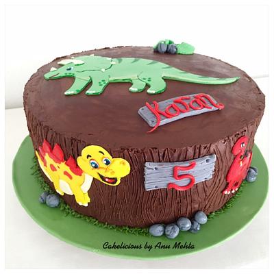 Dinosaurs in the woods! - Cake by Cakelicious by Anu Mehta