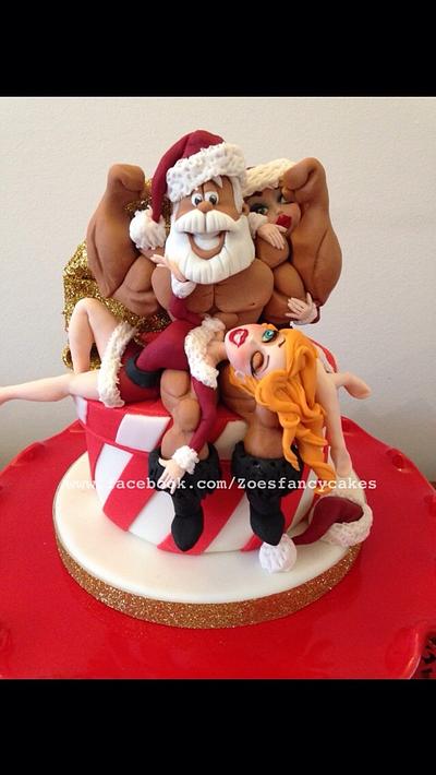 Santa and admirers  - Cake by Zoe's Fancy Cakes