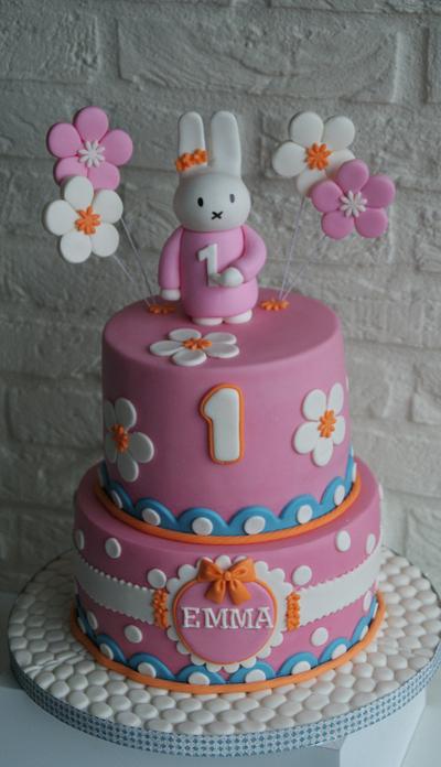 Miffy cake - Nijntje  - Cake by Cake Garden 