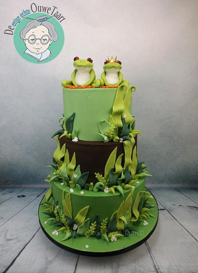 Frog wedding cake - Cake by DeOuweTaart