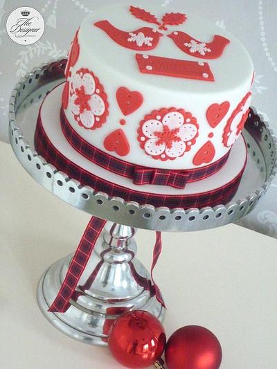 Red & White Christmas cake - Cake by Isabelle Bambridge