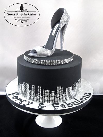 Sex and The City - Cake by Rose, Sweet Surprise Cakes