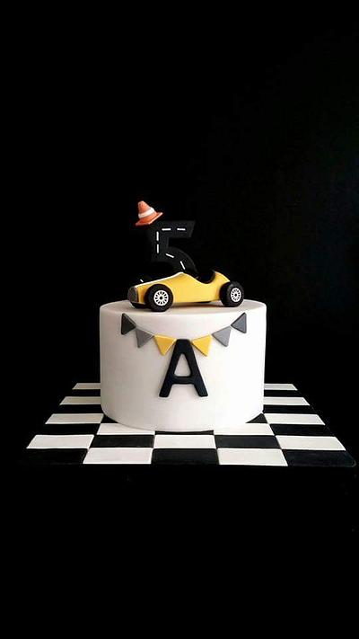 Vintage little car - Cake by Design Moi Un Cake