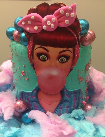 PIN-UP GIRL BUBBLE GUM CAKE - Cake by Lilissweets