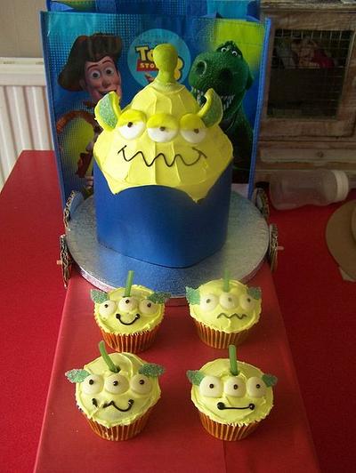 toystory alien cake - Cake by cupcakes of salisbury