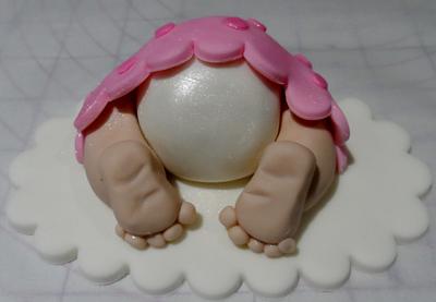 Small Baby rump cake topper. - Cake by Kassa 1961