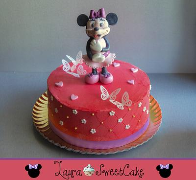 Minnie Mouse Cake - Cake by Laura Dachman