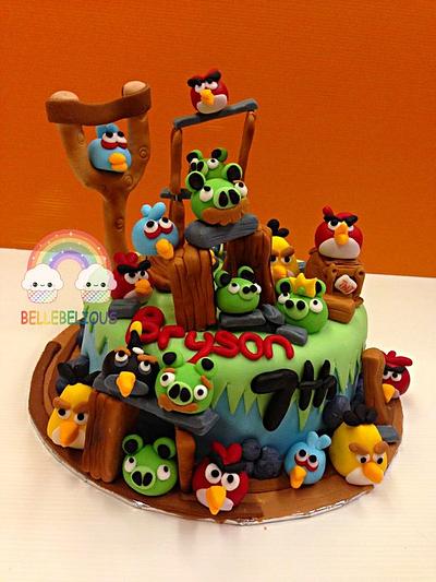 Angry birds - Cake by Bellebelious7