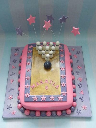 Bowling cake. - Cake by Karen's Cakes And Bakes.