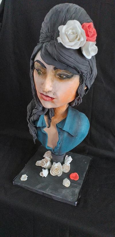 Amy Winehouse  - Cake by Julijascakes 