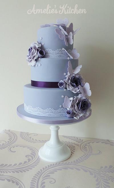 Vintage butterfly wedding cake - Cake by Helen Ward