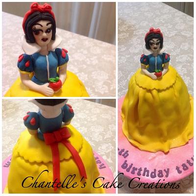 Snow White - Cake by Chantelle's Cake Creations