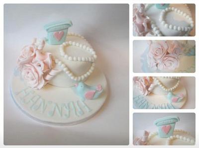 Roses & pearls cake - Cake by sweetwishes