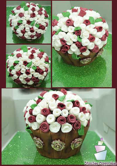 Vintage Flowerpot cake! - Cake by YumZee_Cuppycakes