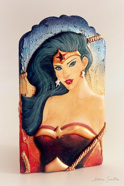 Wonder Woman (Comicake 2015 collaboration) - Cake by Dolce Sentire