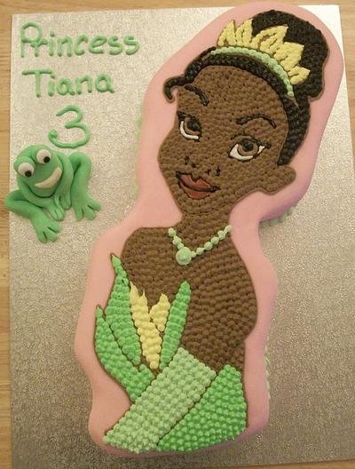 Princess Tiana - Cake by Sandra's cakes