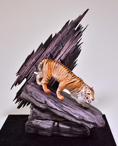 Tiger on a Rock Cake - Cake by Serdar Yener | Yeners Way - Cake Art Tutorials