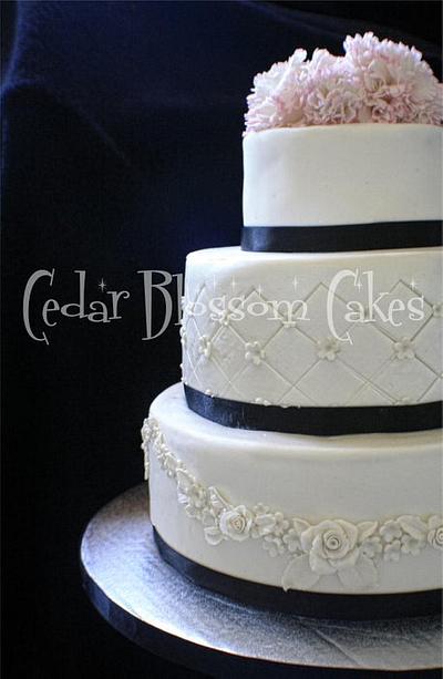 Black and white wedding cake - Cake by ozgirl39