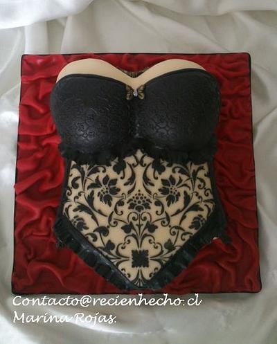 Cake lingerie - Cake by Marina Rojas
