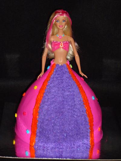Barbie dress - Cake by Kim Leatherwood