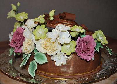 antique box Cake - Cake by Simone Barton