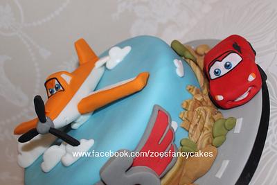 Planes and cars - Cake by Zoe's Fancy Cakes