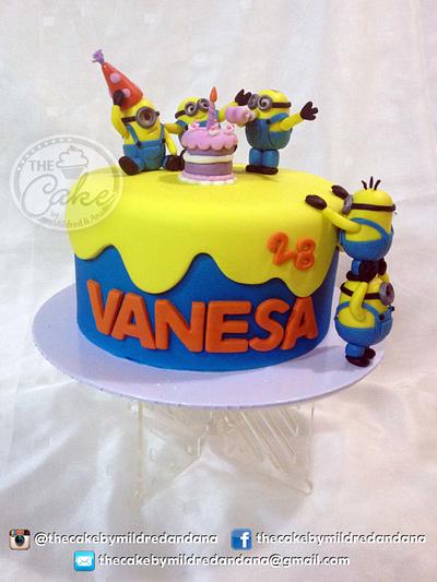 Minions lover - Cake by TheCake by Mildred