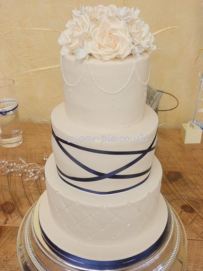 Navy ribbon and rose wedding cake - Cake by Sugar-pie
