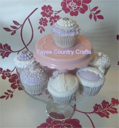 Lavender and lace cupcakes - Cake by ladyfaeuk