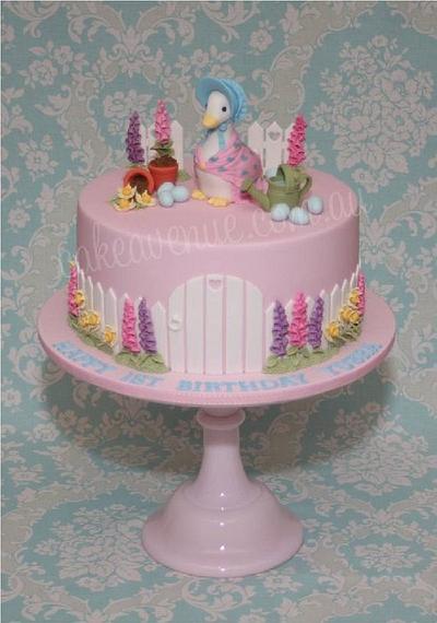 Jemima Puddle-Duck Cake - Cake by CakeAvenue