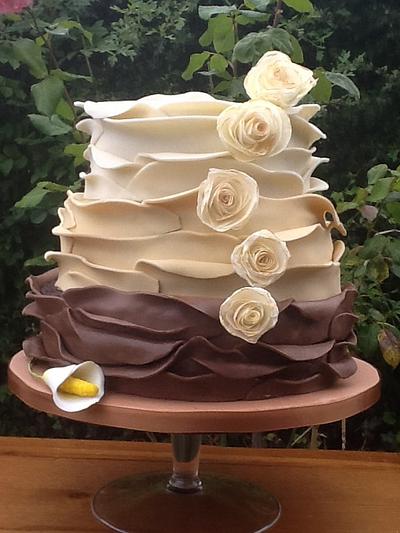 Coffee and cream wedding cake - Cake by Dawn Wells