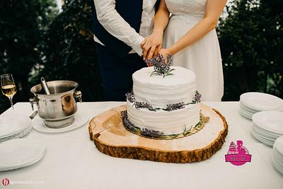 Butercream lavander wedding cake - Cake by AzraTorte