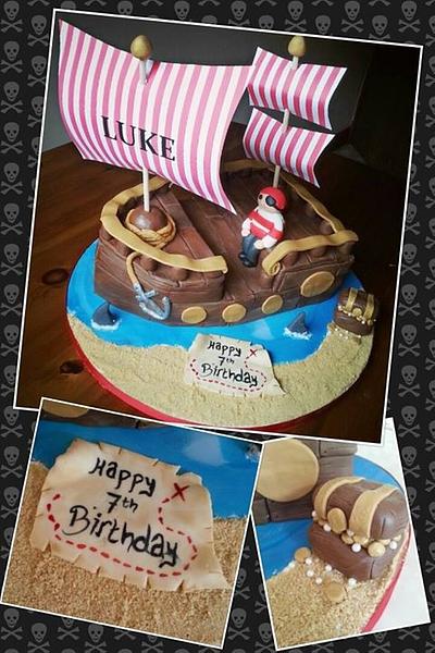 Pirate Ship - Cake by Tracey
