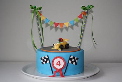 Race car cake - Cake by CrazyAboutCake