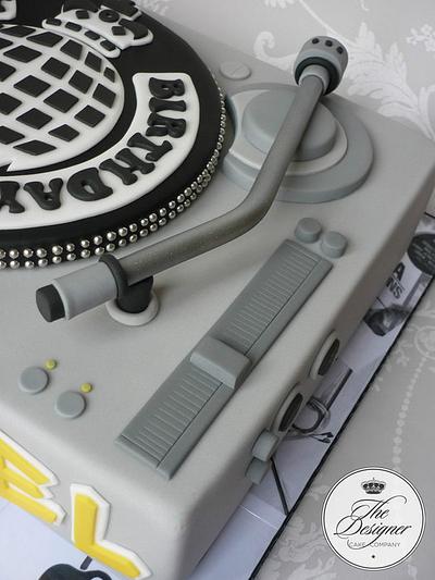 DJ mixing deck birthday cake - Cake by Isabelle Bambridge