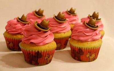 Cowgirl Cupcakes - Cake by Bakermama