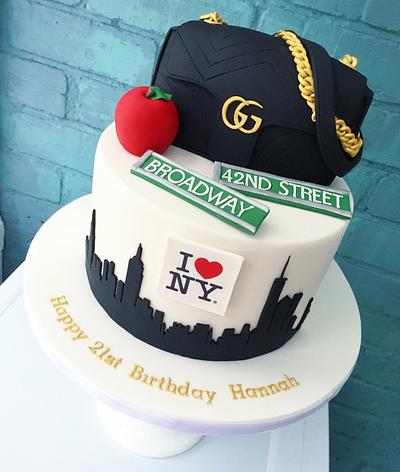 New York Gucci Cake! - Cake by Helena, Baked Cupcakery