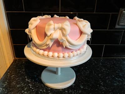 swags and bows - Cake by kelly
